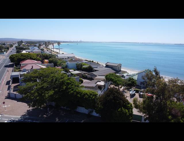 2 BEDROOM APARTMENT FOR SALE IN SALDANHA CENTRAL